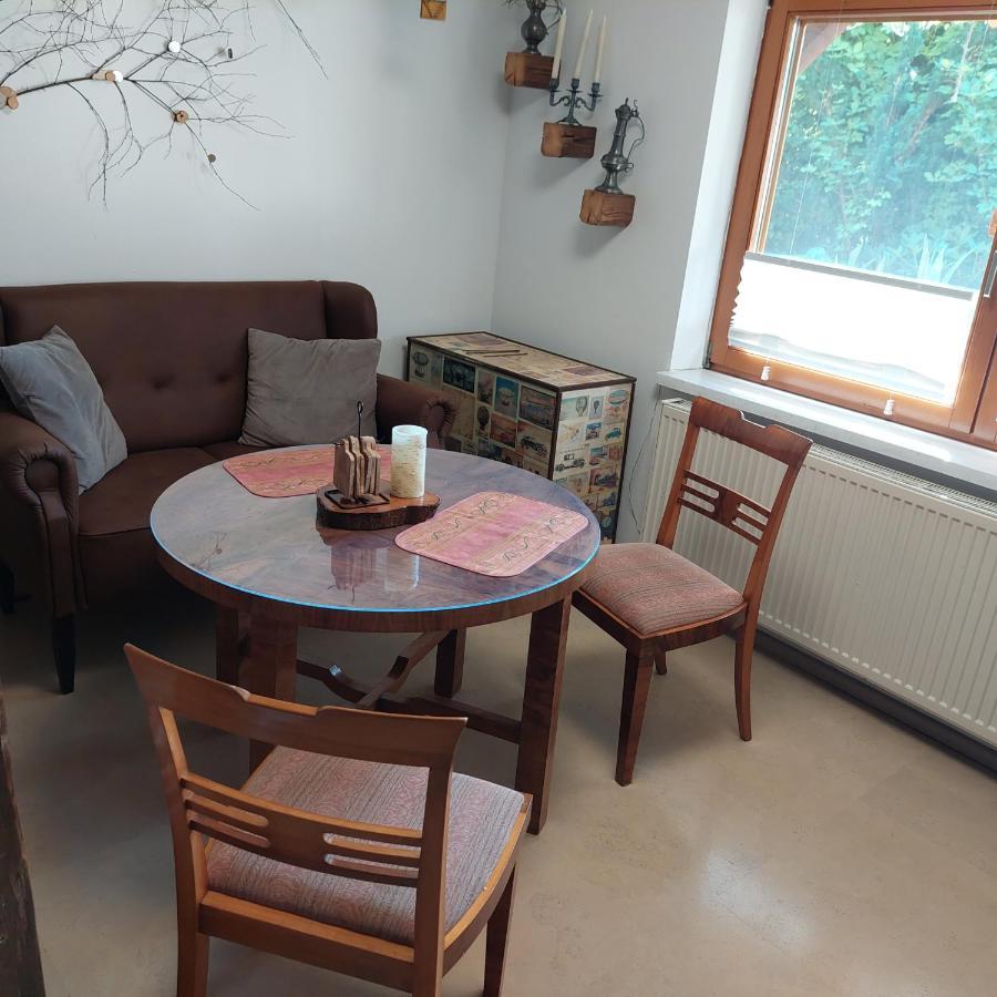 Ferienwohnung Beim Schlafwandler Karlsbad Exterior foto